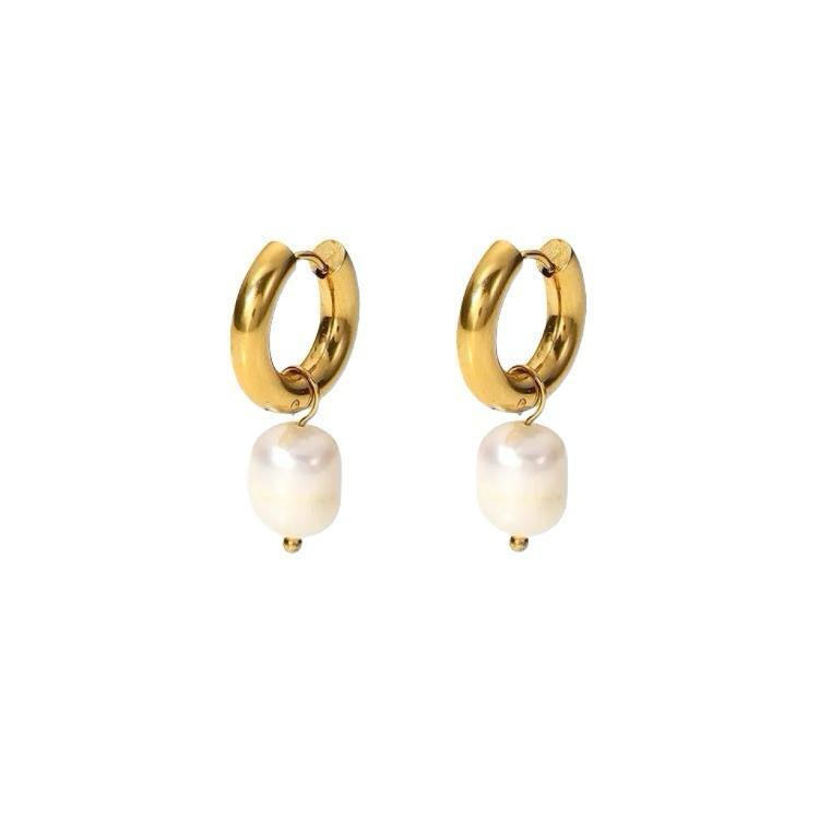 Small Hoop w/Pearl